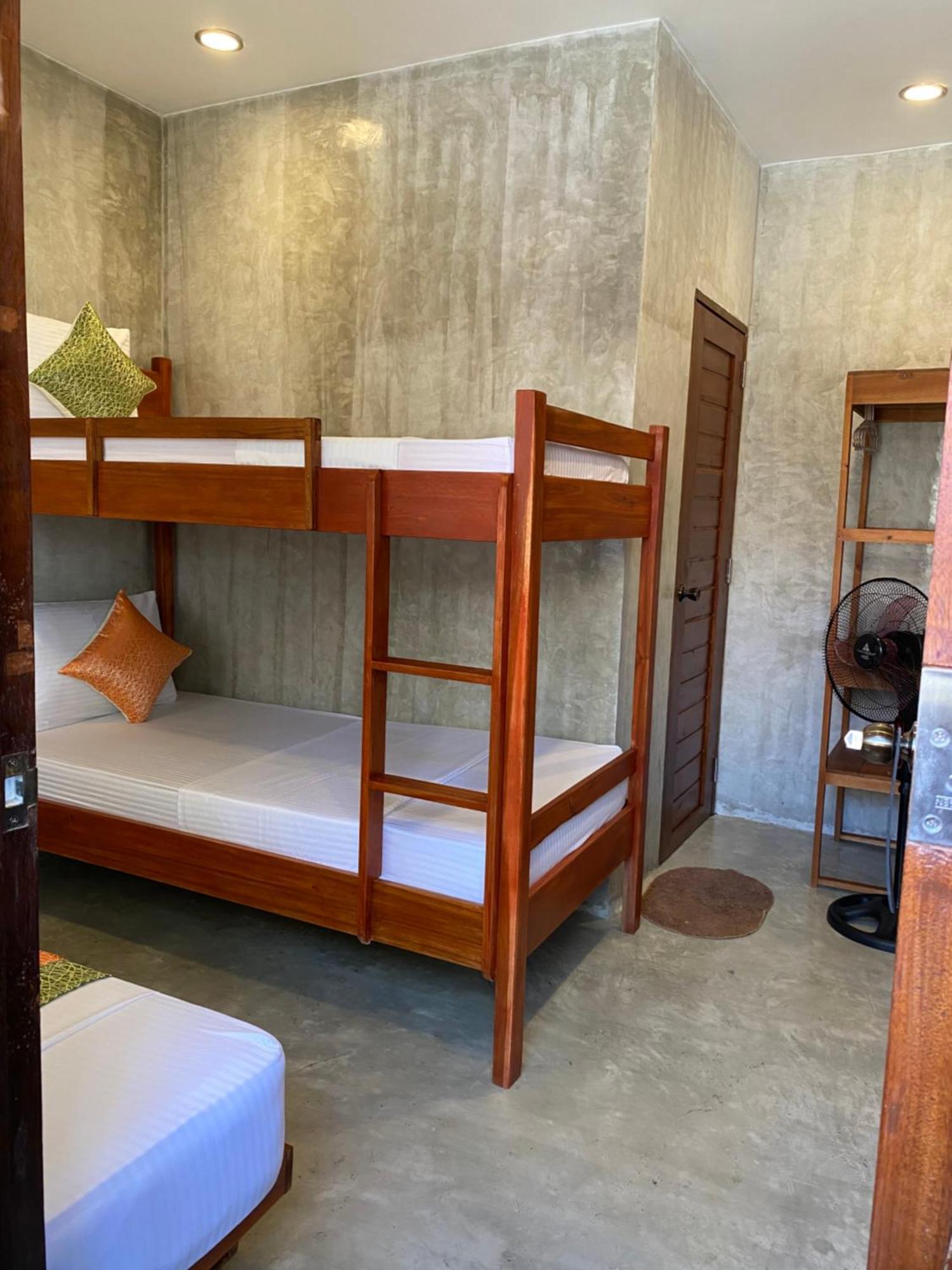 Rl Harbor Inn Annex Эль-Нидо Экстерьер фото